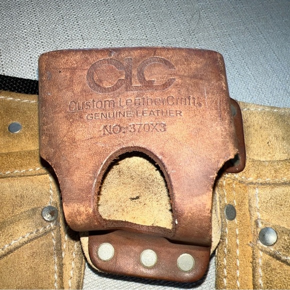Toolbelt Equipment CLC Work Gear No. 370X3 Leather Work Apron 8 Pockets Tool Bag - Picture 2 of 7